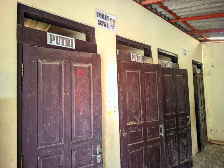 Toilet Siswa